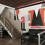 ゲストハウス ビー ランブラス