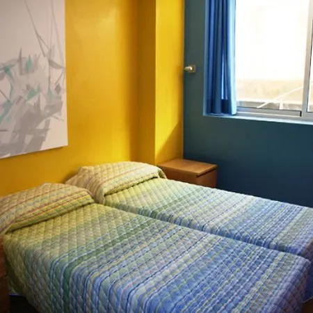 Be Ramblas Konukevi Barselona